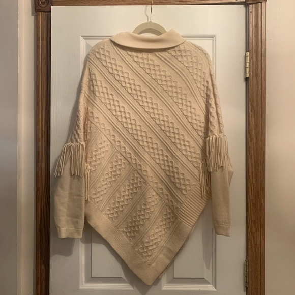 Karen Millen poncho-like sweater with fringe - Picture 4 of 5